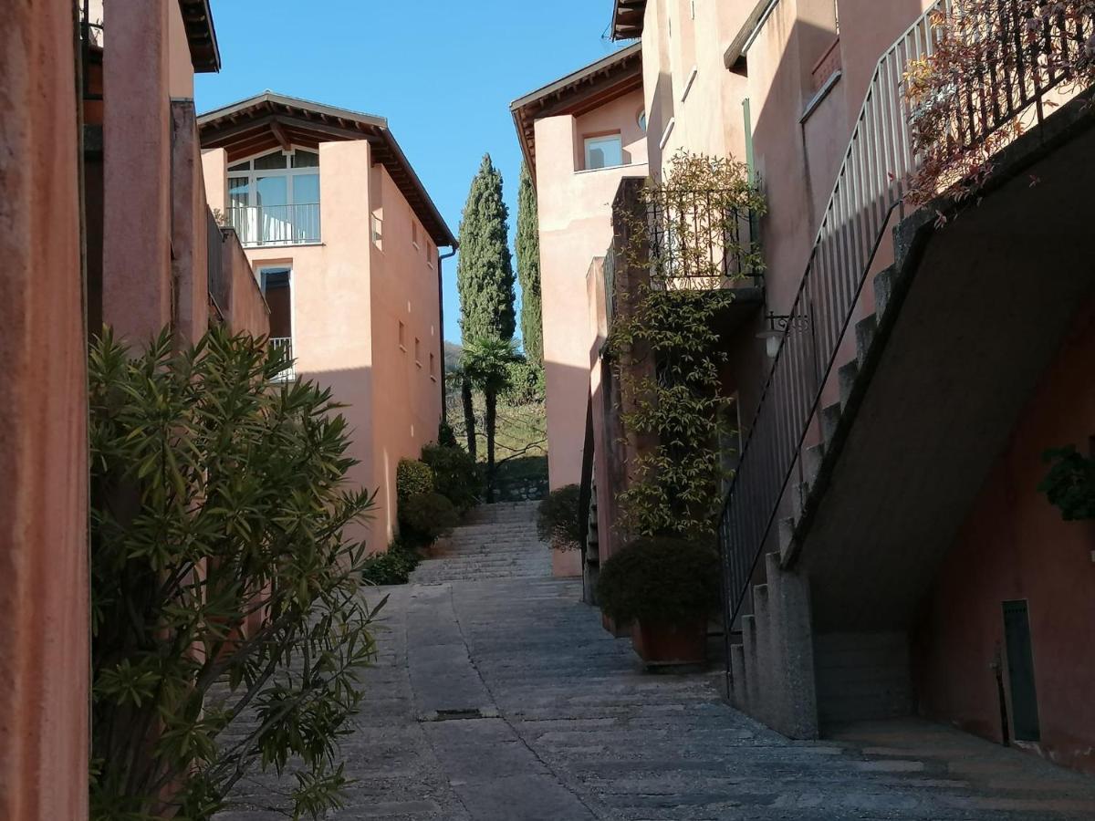 Appartamento In Villa Sul Garda Castion Veronese Exteriér fotografie